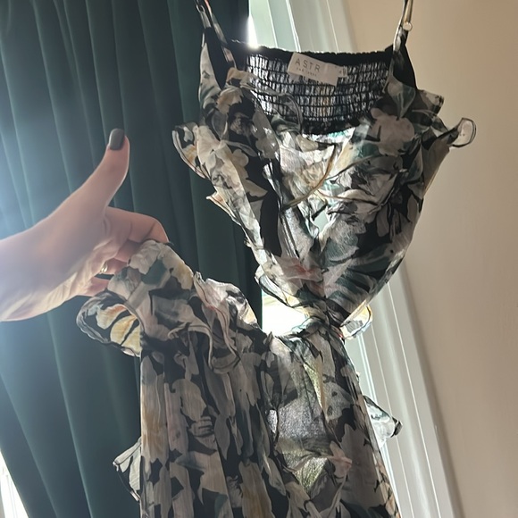 Floral Cutout Wedding Guest Dress - Black with accent colors / S - Picture 5 of 6